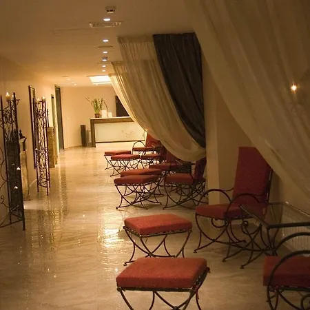 Helios Otel 4*